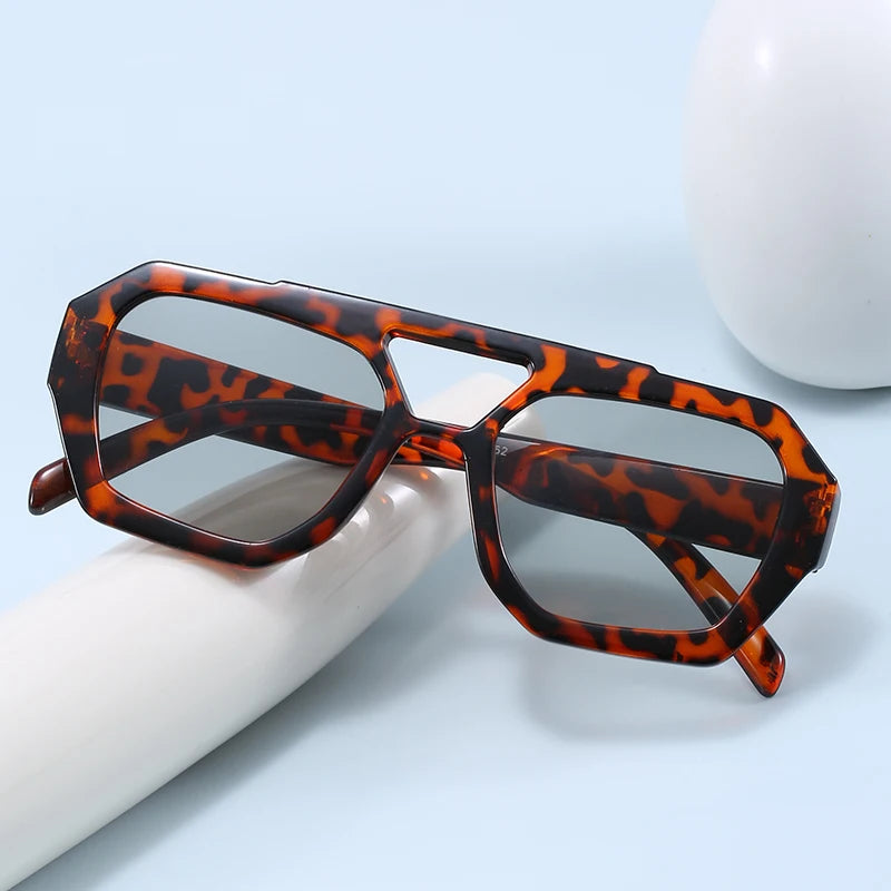 Wandern Neues Doppelbrückendesign Damen Anti-Licht-Brille Mode Leopardmuster Design Brille Hohe Qualität Outdoor Sonnenschutz